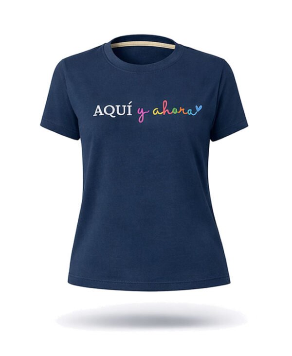 Camiseta Bordada Aquí y Ahora