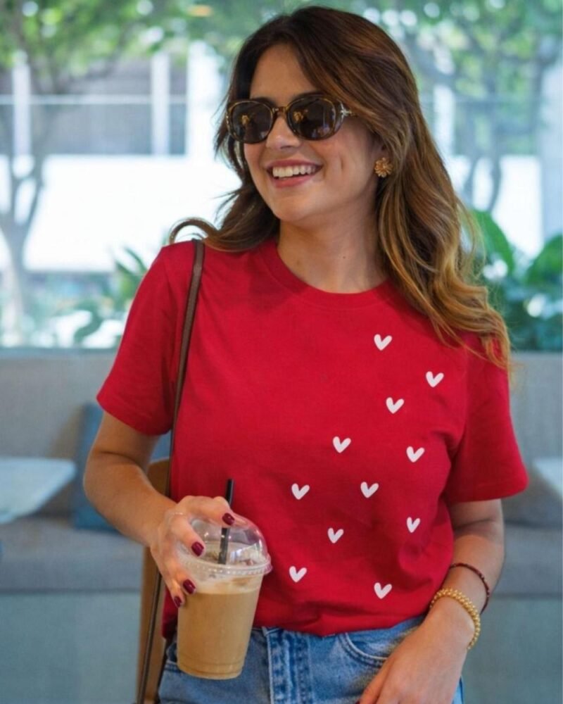 CAMISETA LARGA BORDADA CORAZONES