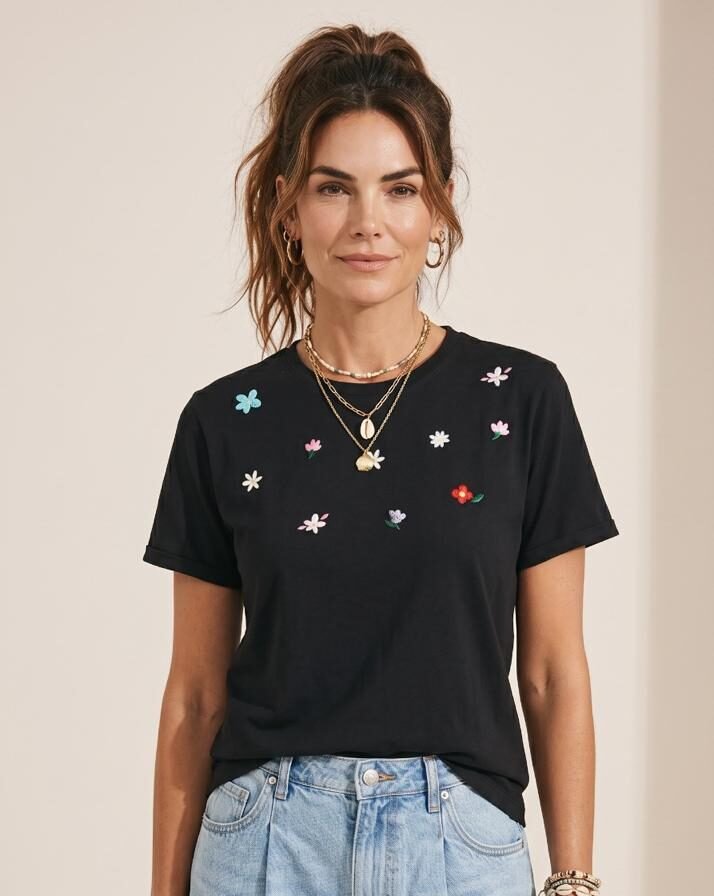 CAMISETA LARGA BORDADA JARDIN
