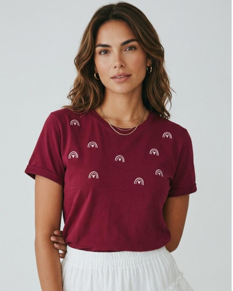 CAMISETA LARGA BORDADA MINI ARCOIRIS