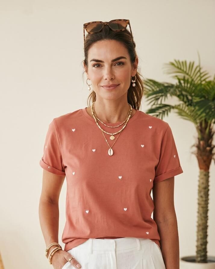 CAMISETA LARGA BORDADA CORAZONES